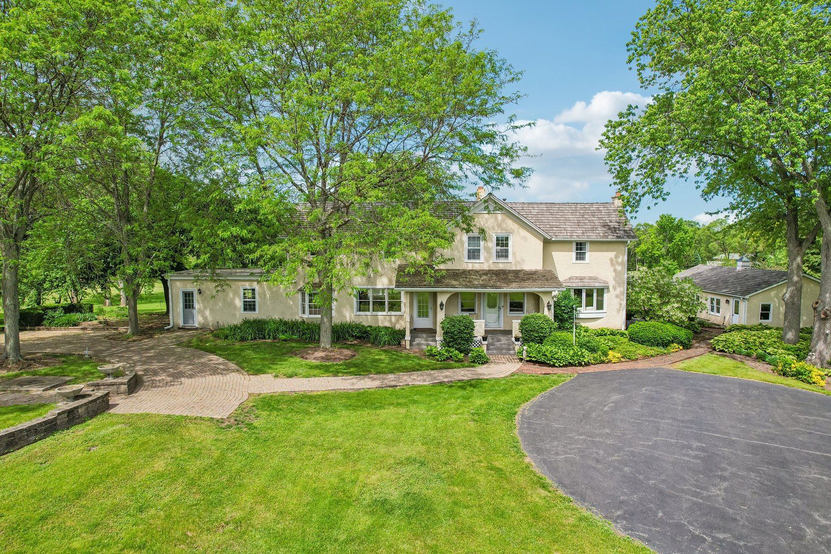 62 Dundee Lane — Barrington, IL 60010