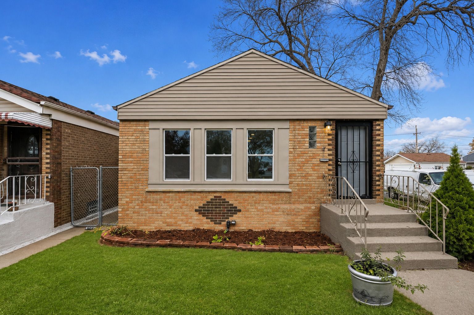 4800 S Lavergne Avenue — Chicago, IL 60638