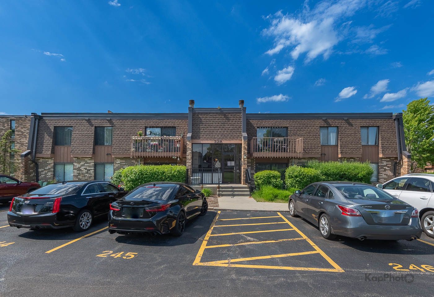 729 Limerick Lane #2D — Schaumburg, IL 60193