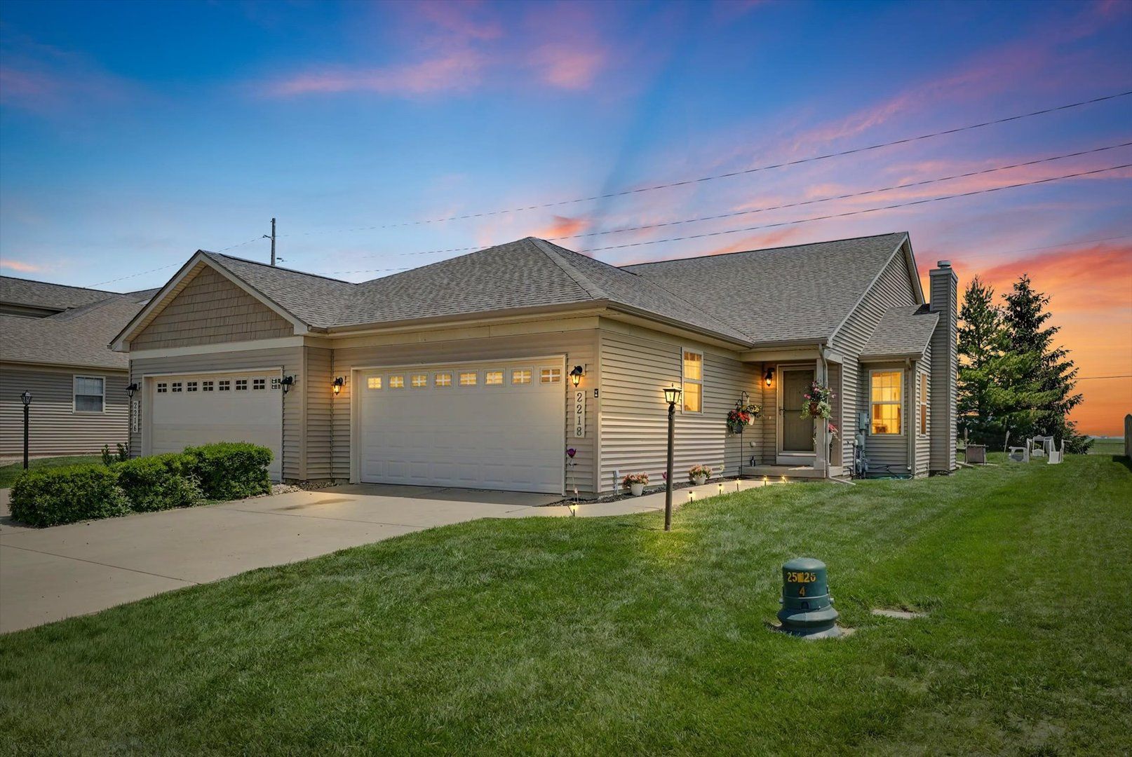 2218 Pebblebrook Lane — Urbana, IL 61802