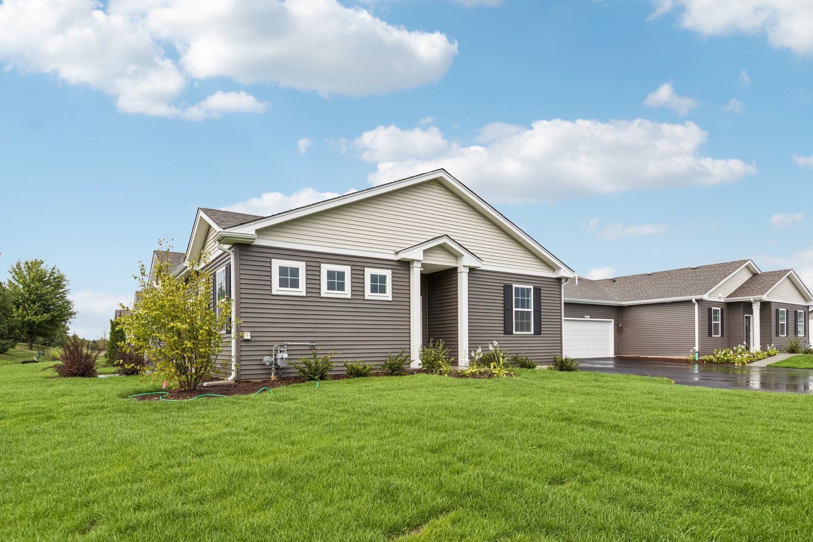 6453 Maple Glen Drive — Wonder Lake, IL 60097