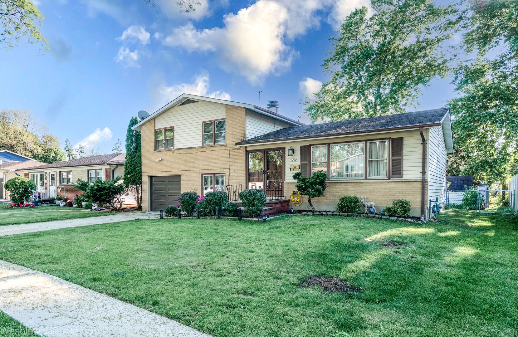 1408 S Fern Drive — Mount Prospect, IL 60056