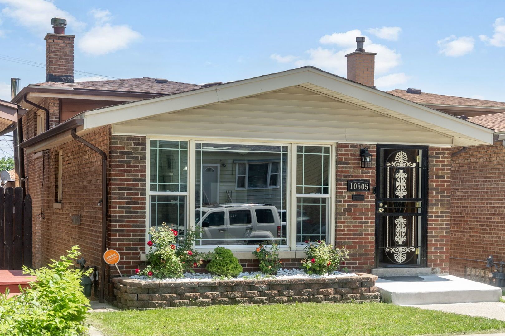 10505 S Avenue F — Chicago, IL 60617