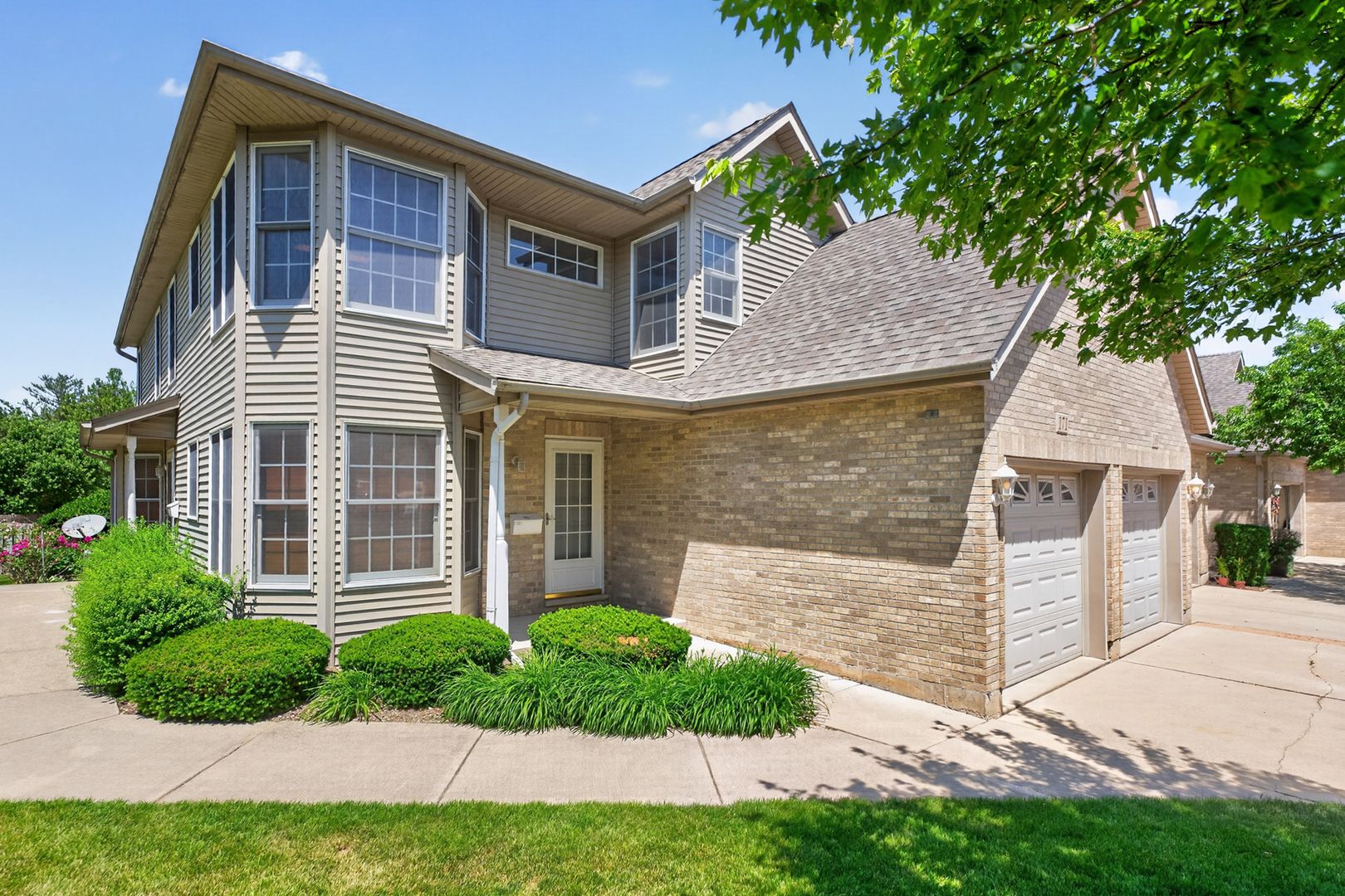 171 McLaren Drive N #- — Sycamore, IL 60178