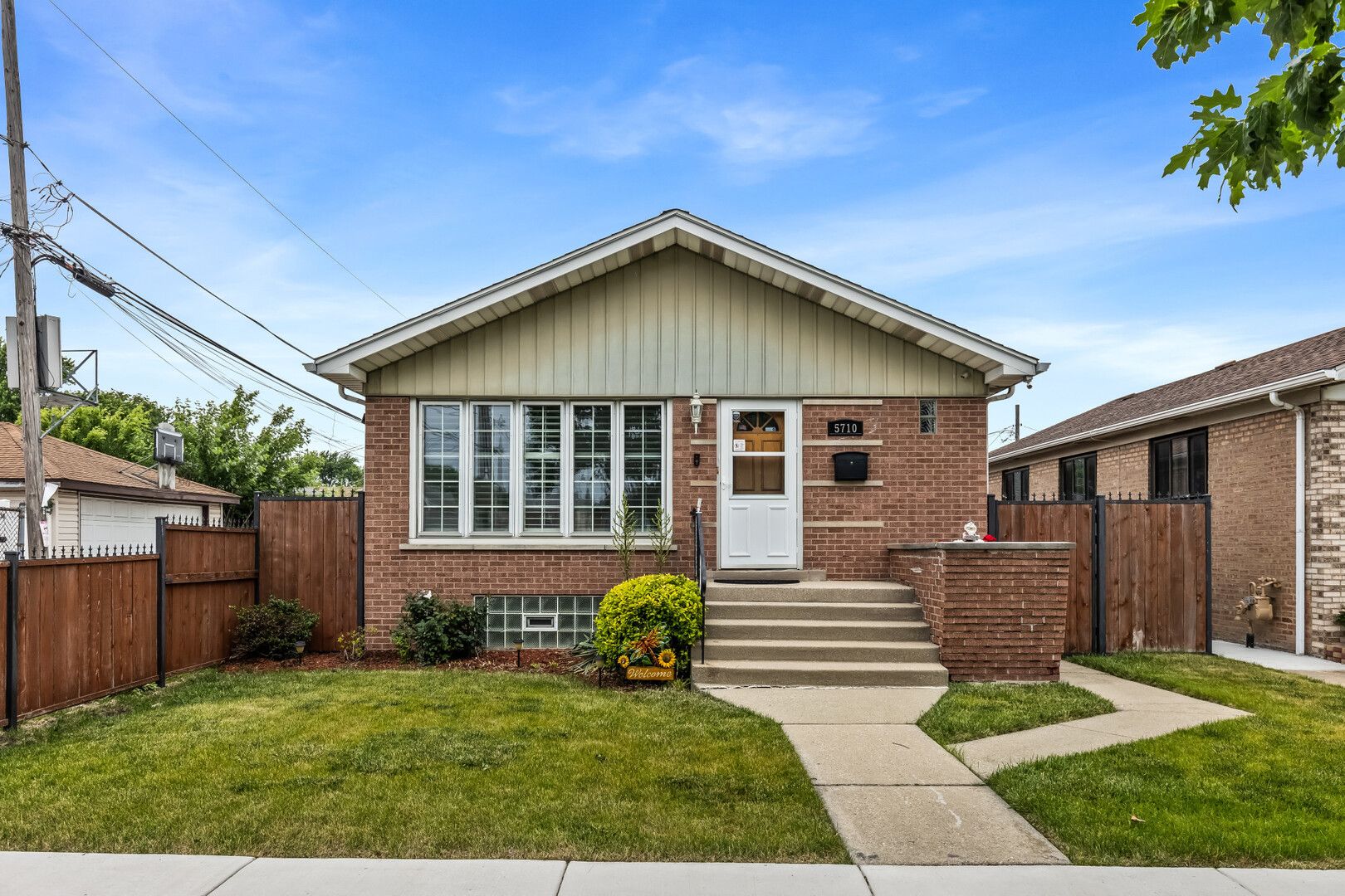 5710 W 58th Street — Chicago, IL 60638