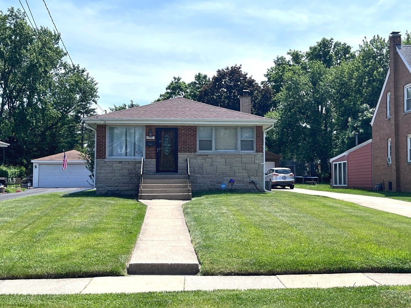 5707 Bohlander Avenue — Berkeley, IL 60163