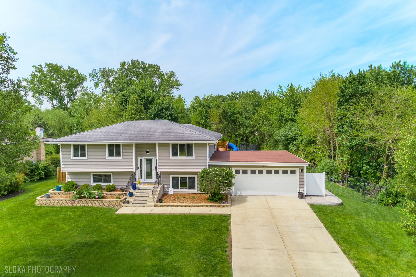 532 Cambridge Drive — Schaumburg, IL 60193