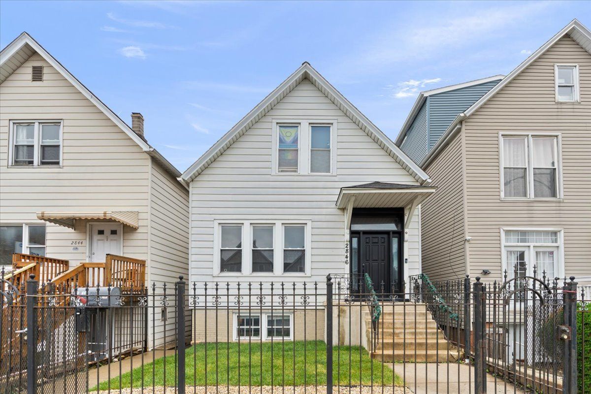 2846 N Elston Avenue — Chicago, IL 60618