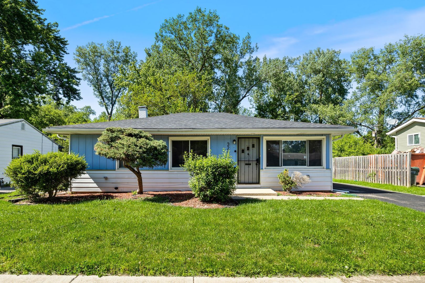 3242 Roesner Drive — Markham, IL 60428