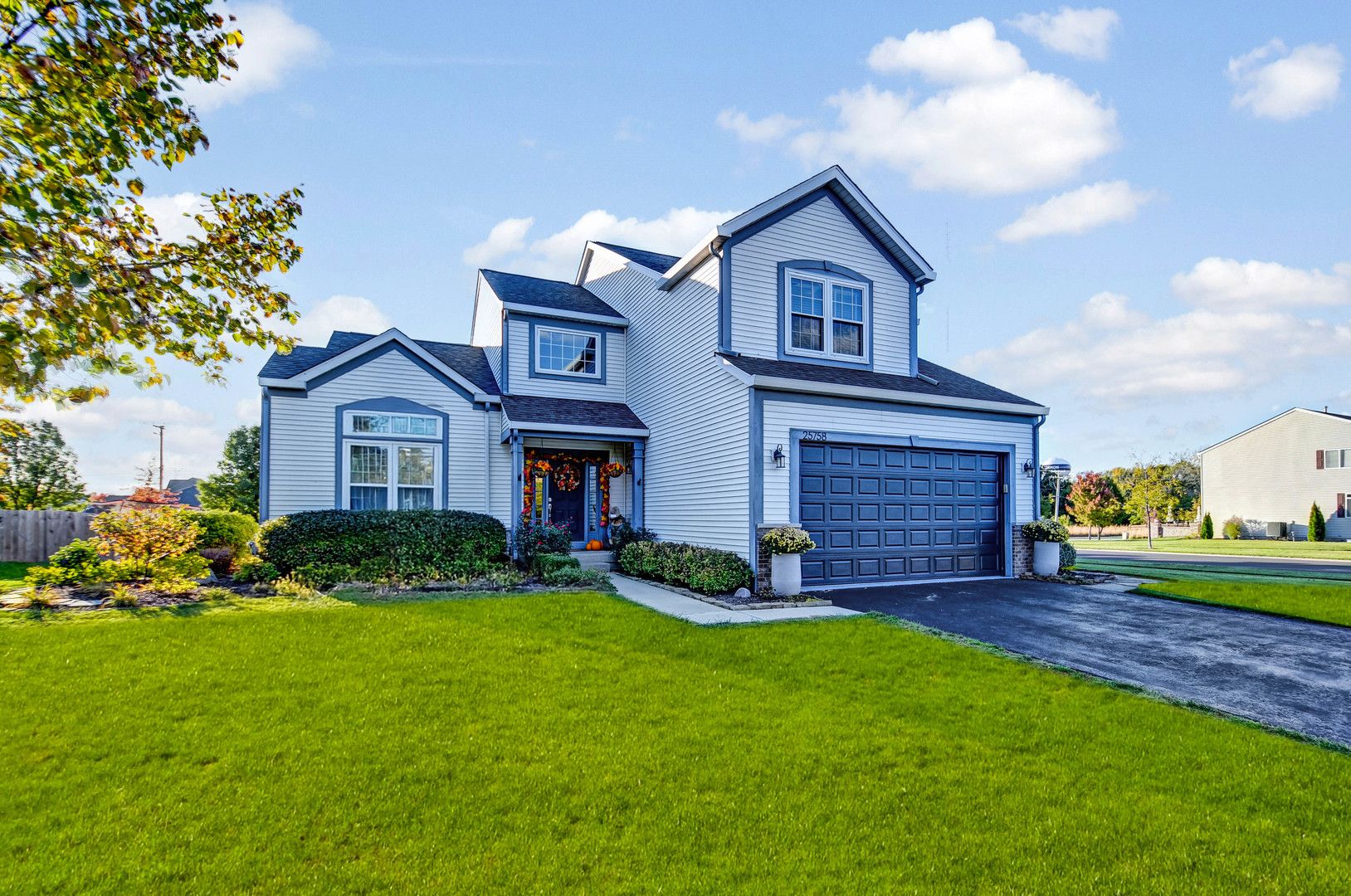 25758 S Basswood Road — Channahon, IL 60410