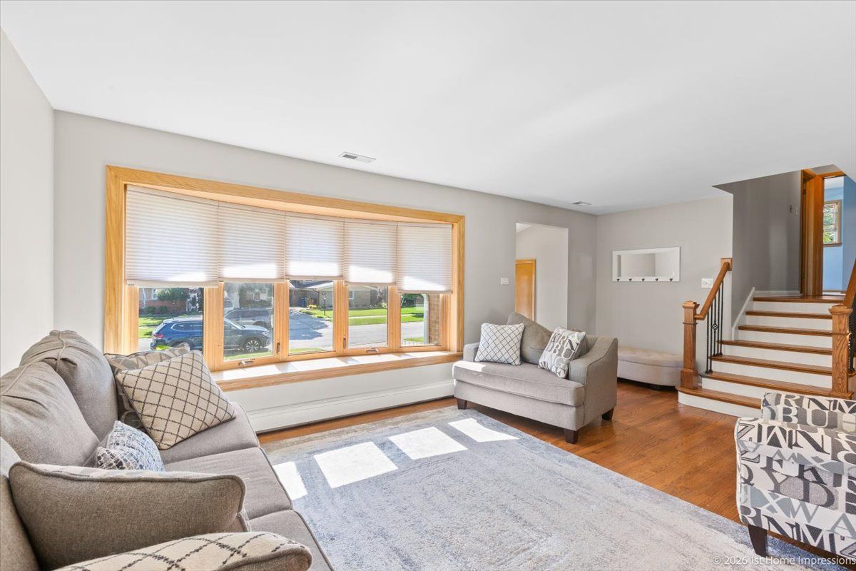 10328 Long Ave, Oak Lawn, IL 60453 — photo 5