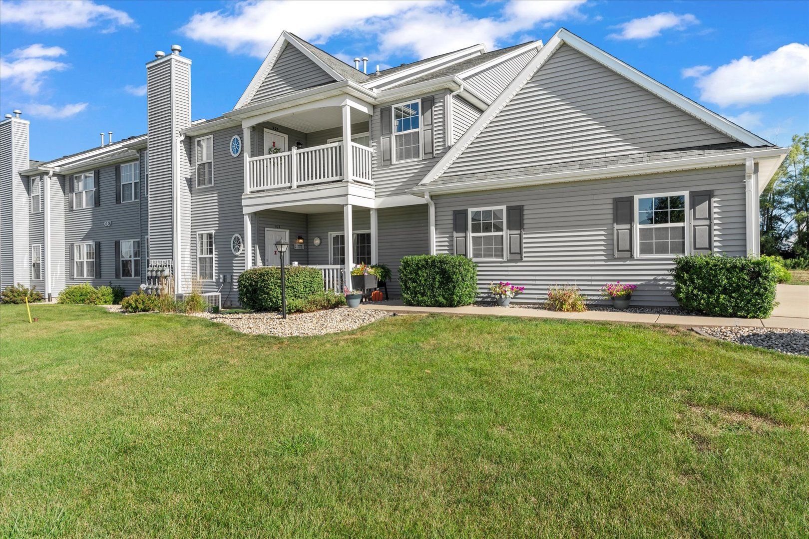 3038 Stillwater Landing Drive #203 — Urbana, IL 61802