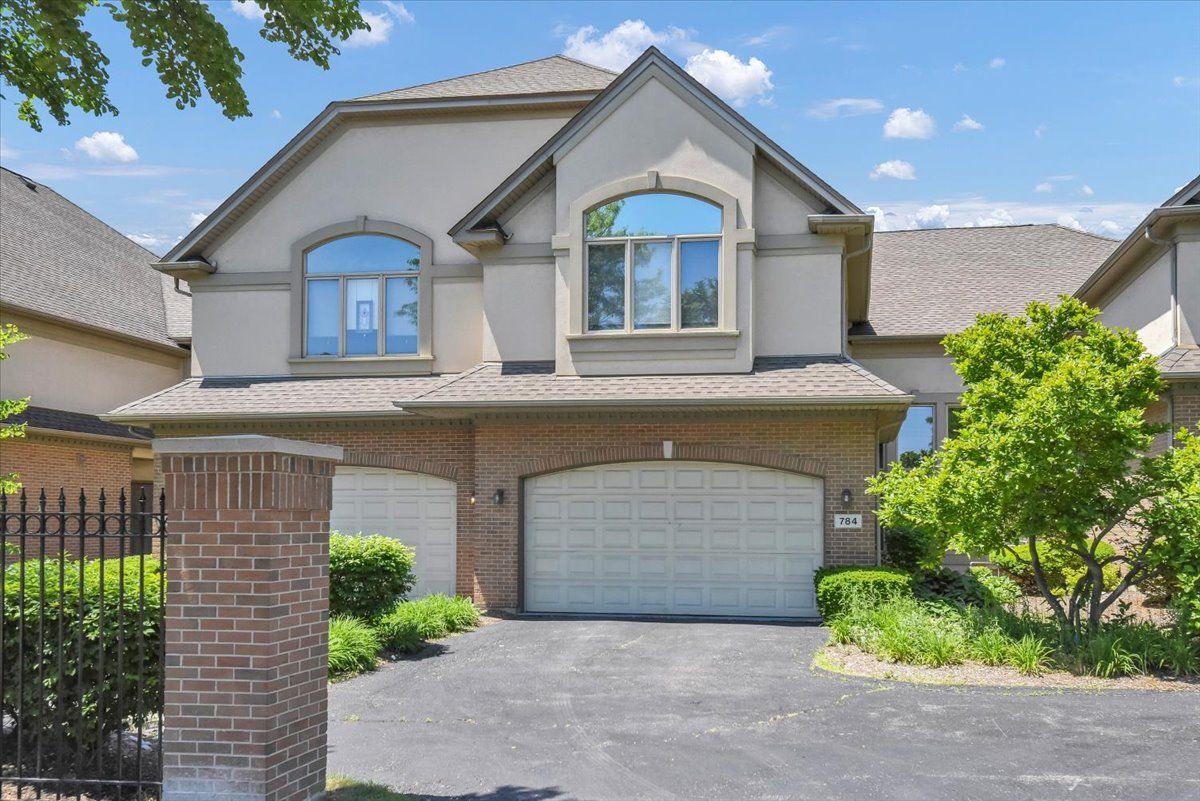 784 N Franklin Avenue — Palatine, IL 60067