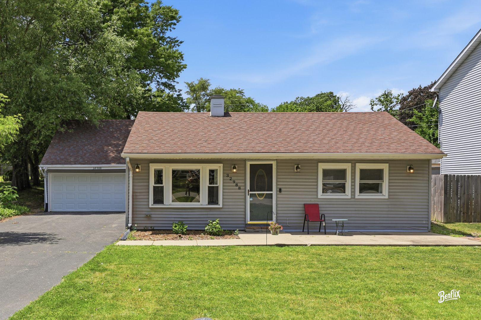 32988 N Meadow Road — Grayslake, IL 60030