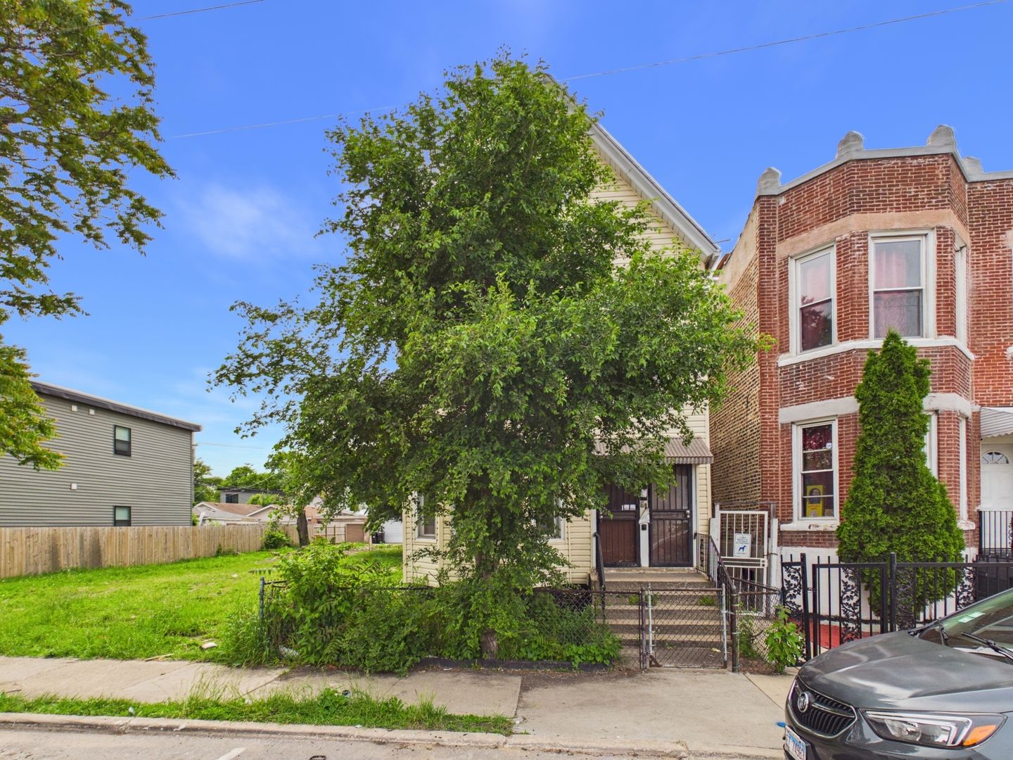4734 S Racine Avenue — Chicago, IL 60609
