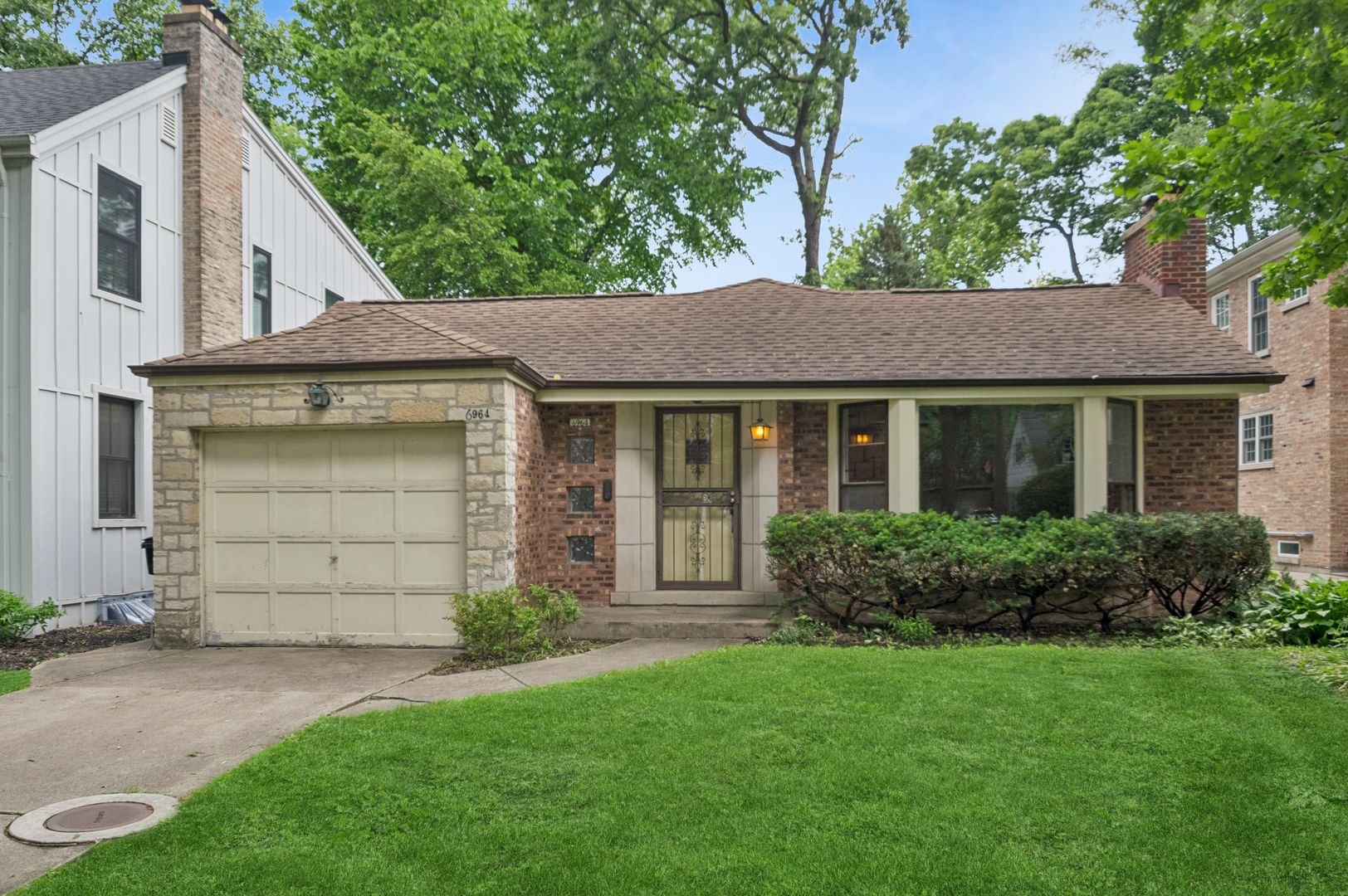 6964 N Tonty Avenue — Chicago, IL 60646
