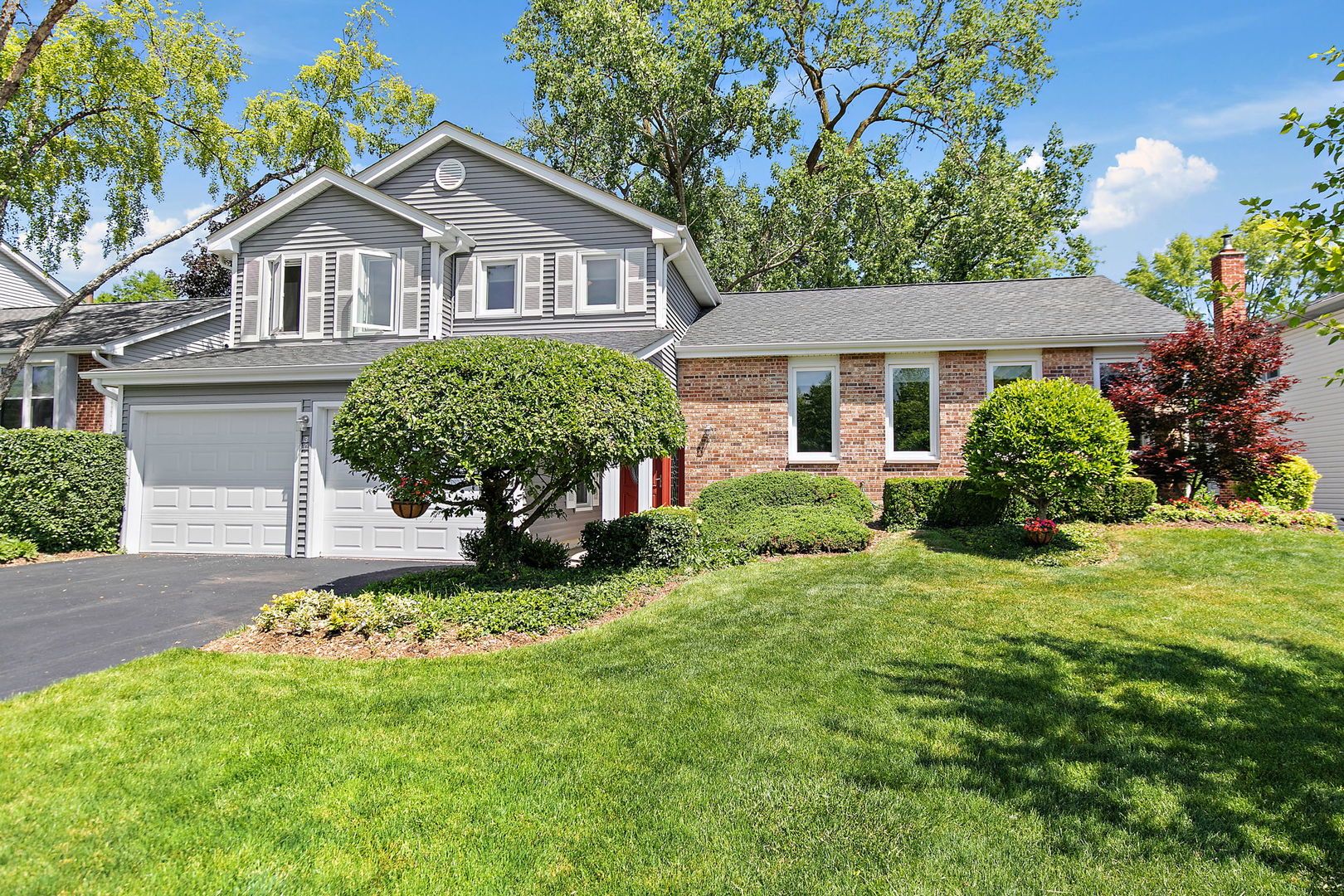 304 Carmelhead Lane — Schaumburg, IL 60193