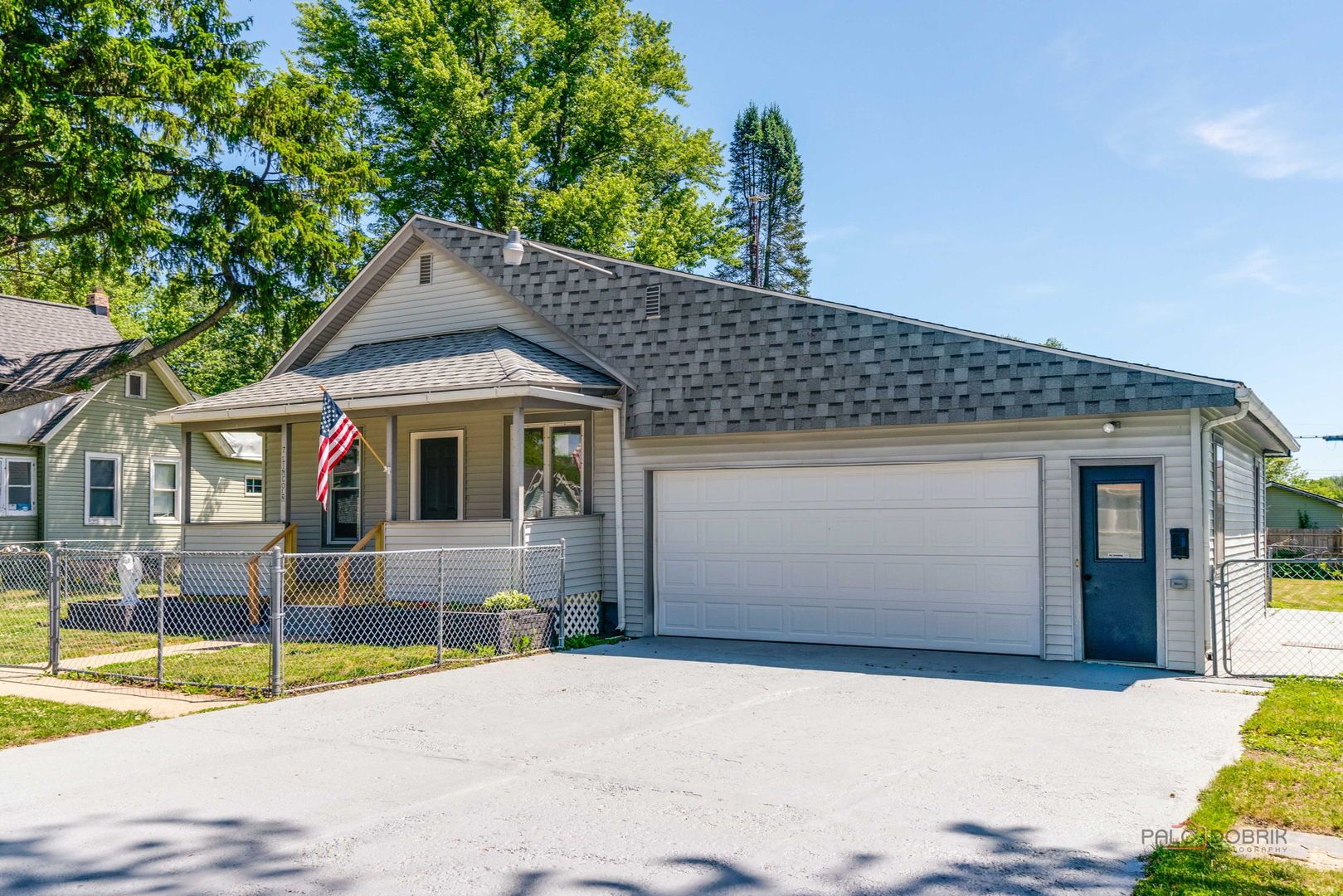 7 Lincoln Street — Harvard, IL 60033
