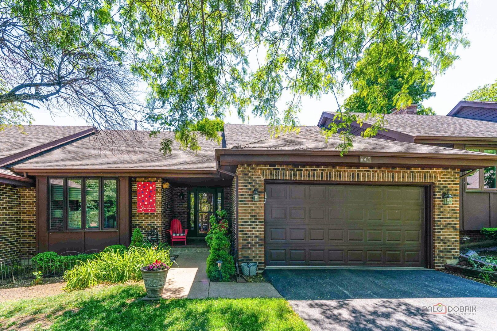 845 Brian Court — Gurnee, IL 60031