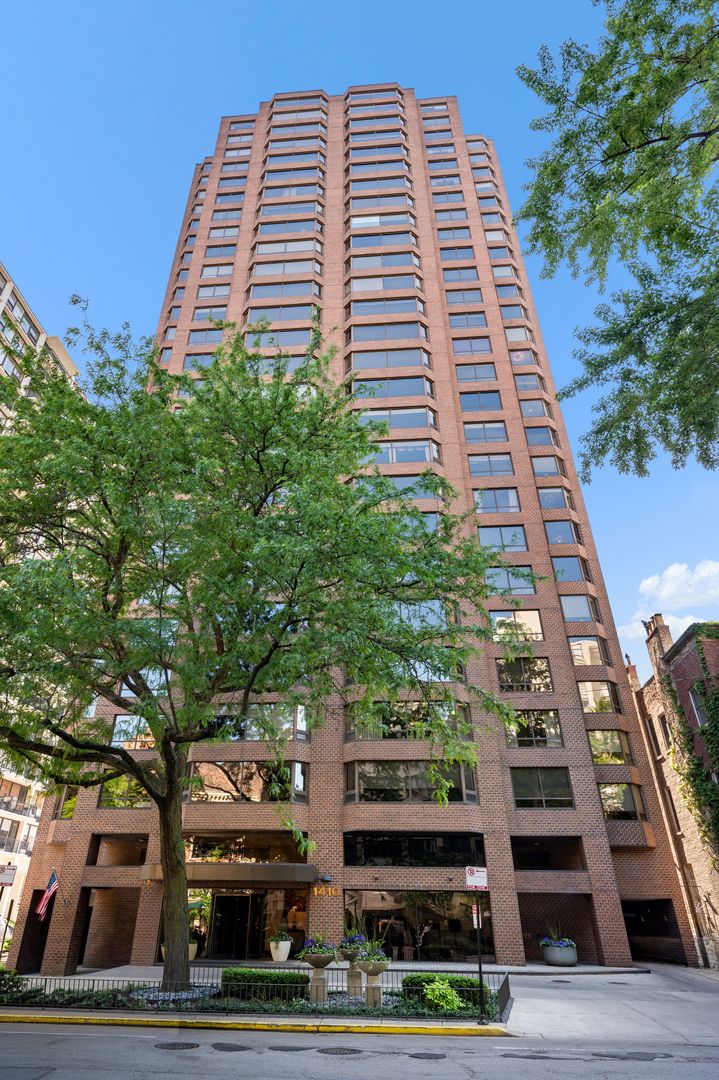 1410 N State Parkway #27B — Chicago, IL 60610