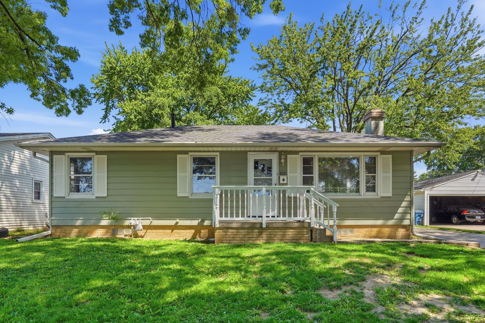 1009 38th Avenue — East Moline, IL 61244