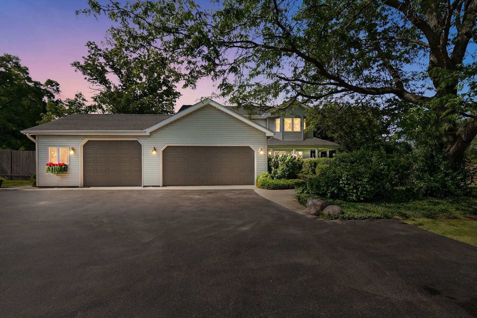 13862 W Adams Road W — Wadsworth, IL 60083
