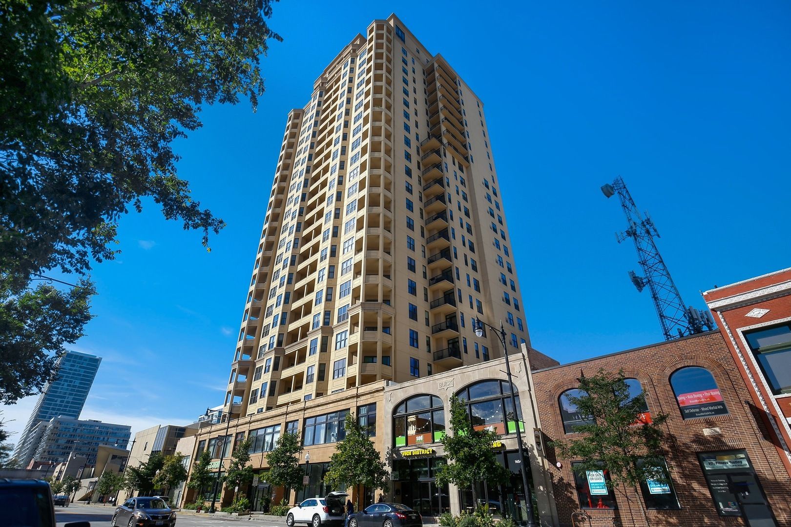 1464 S Michigan Avenue #703 — Chicago, IL 60605