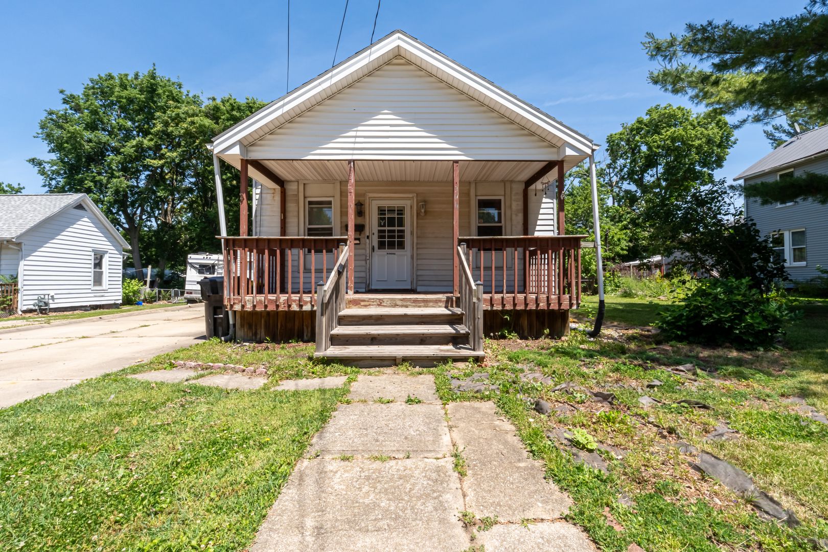 306 E Sycamore Street — Normal, IL 61761