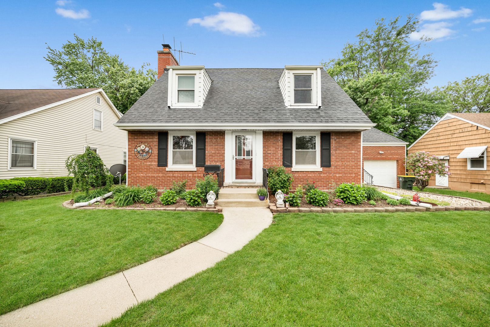 18148 State Line Avenue — Lansing, IL 60438