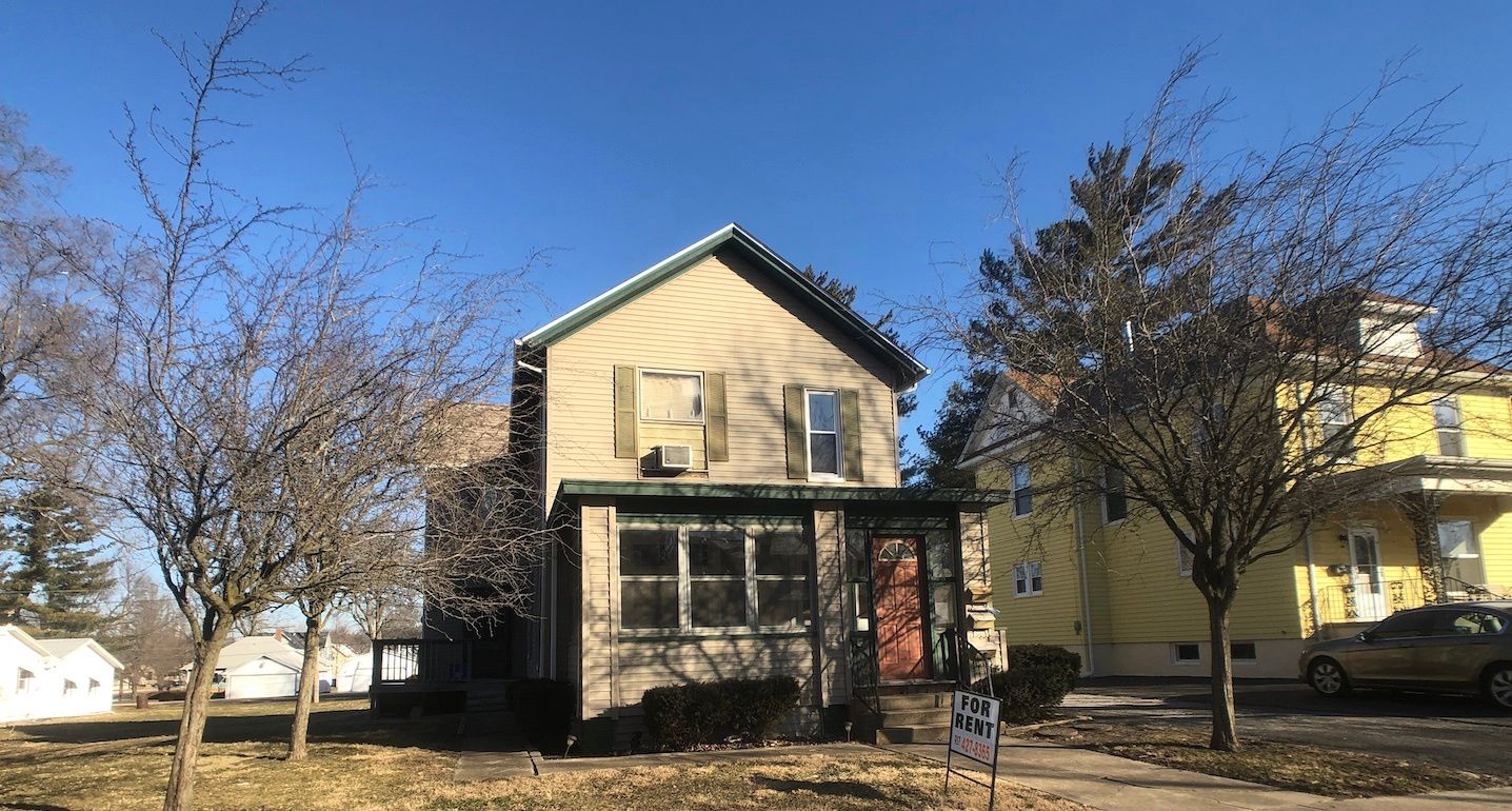 412 E Main Street — Hoopeston, IL 60942