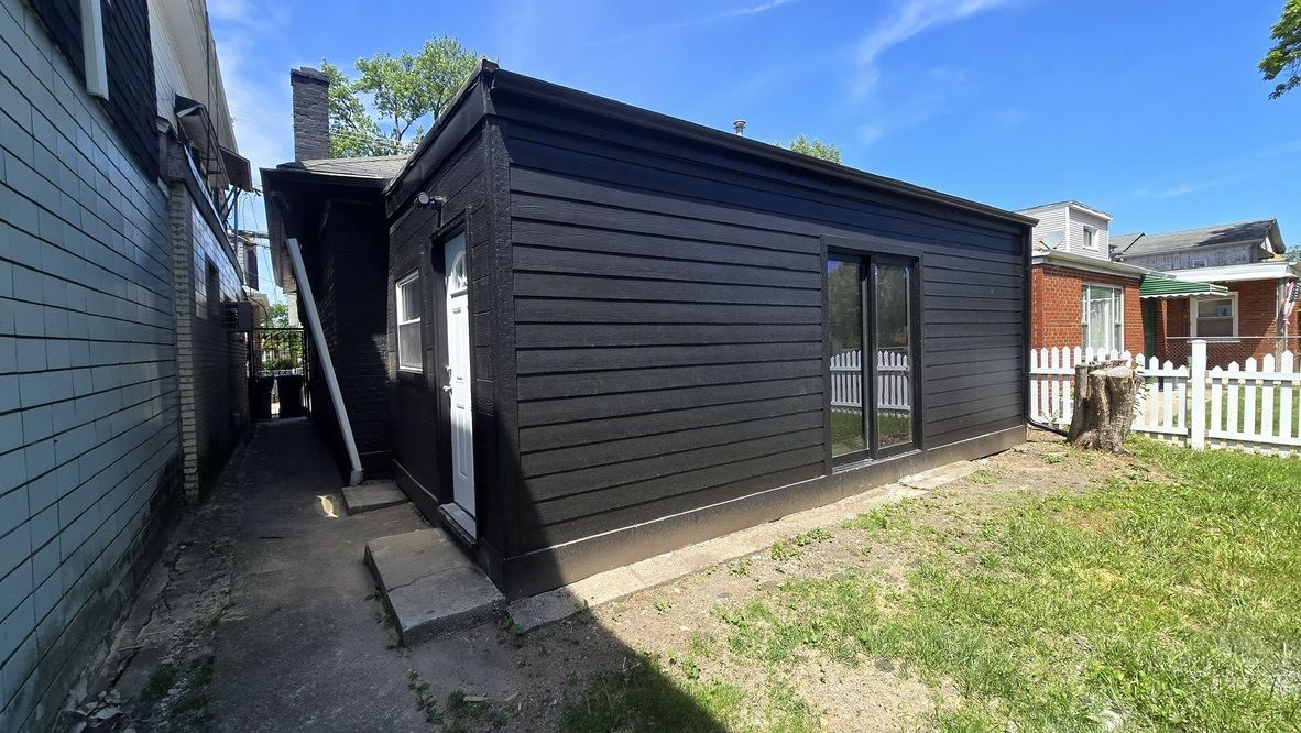 8156 S King Drive — Chicago, IL 60619