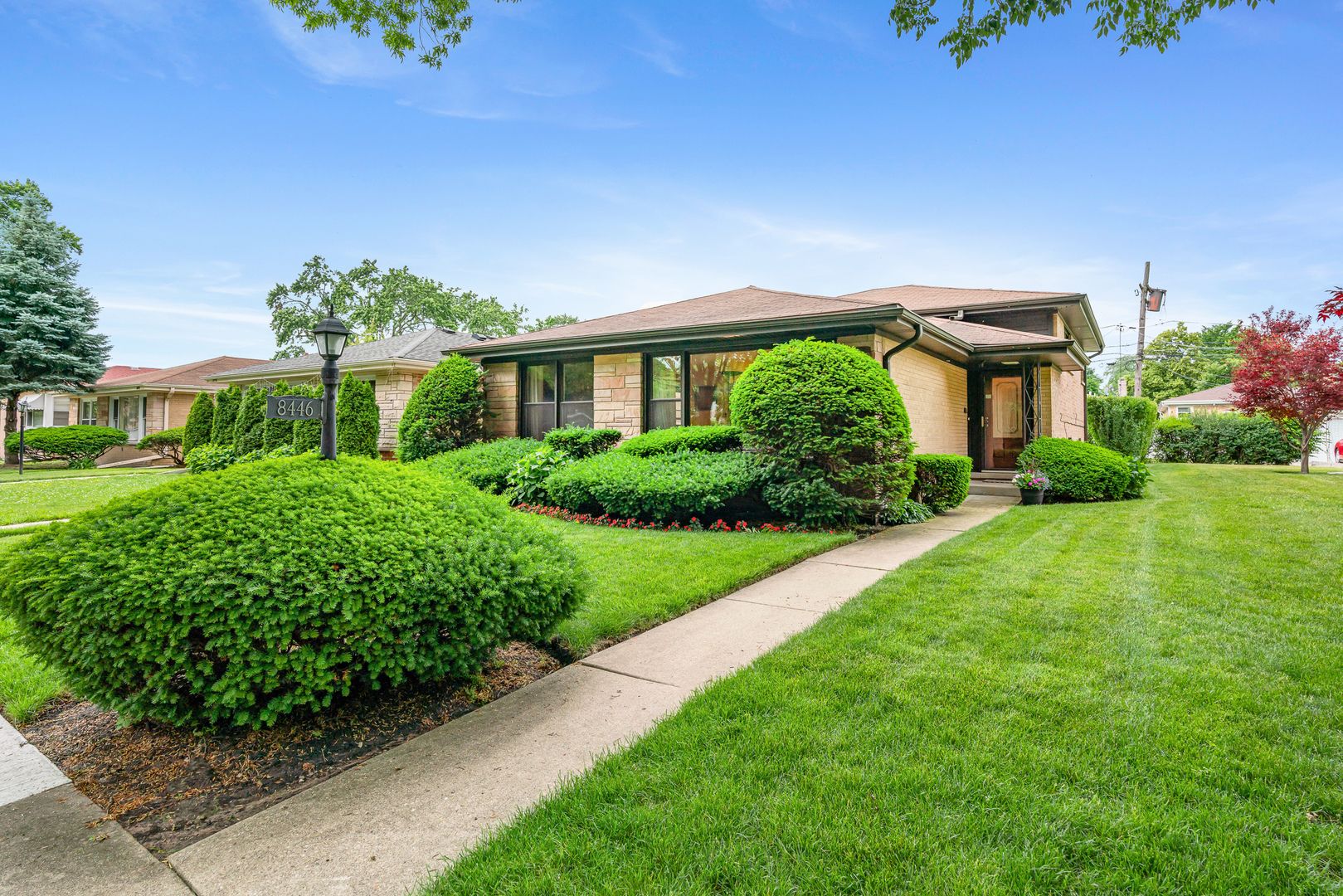 8446 Avers Avenue — Skokie, IL 60076