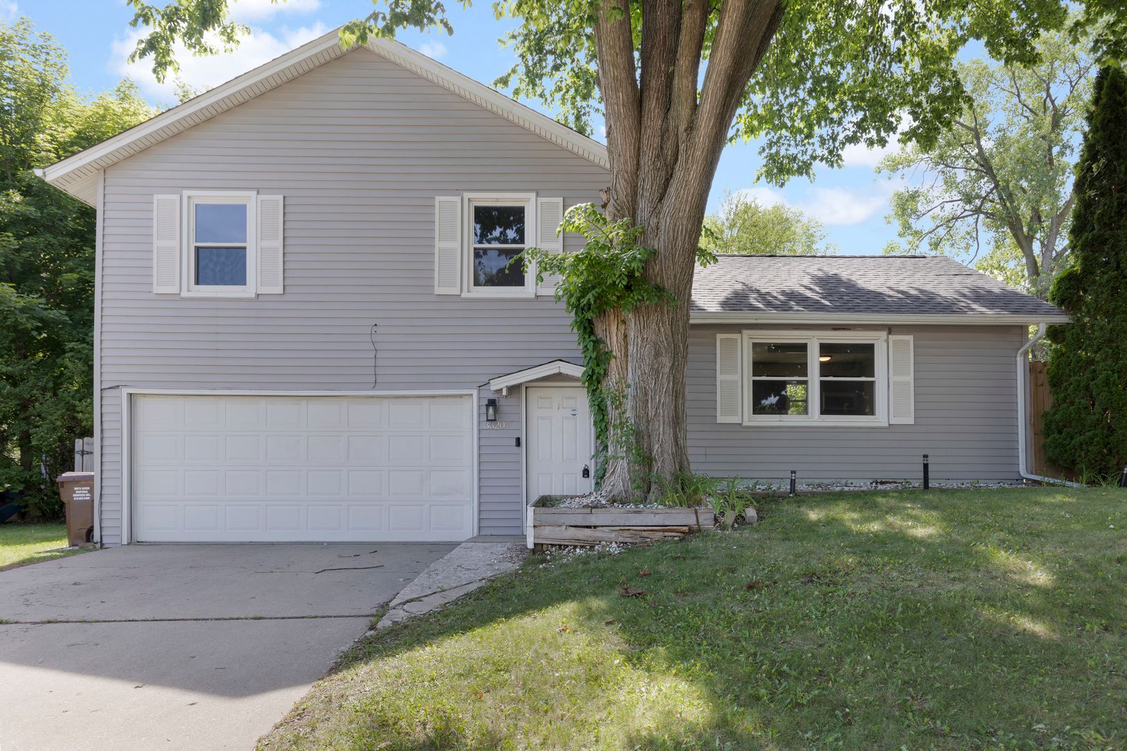 3020 Bavarian Lane — Rockford, IL 61109