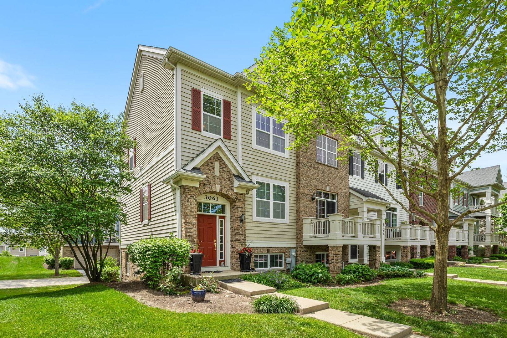 3061 Hughsdale Street — Elgin, IL 60124