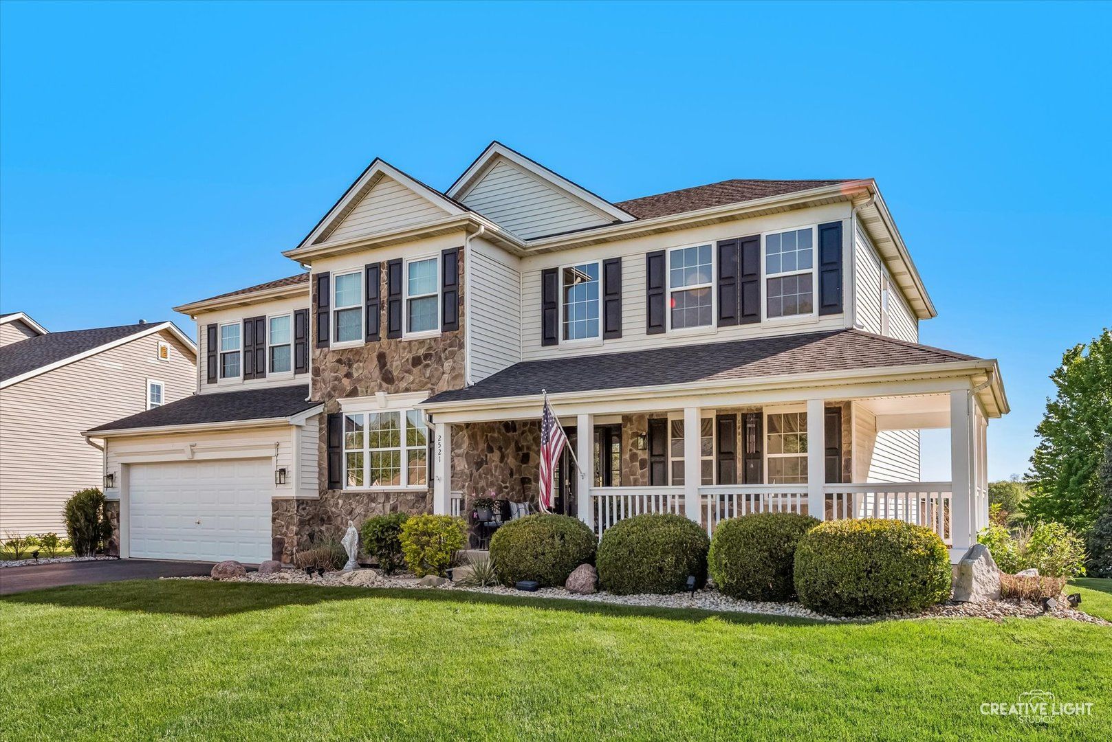 2521 Lyman Loop — Yorkville, IL 60560