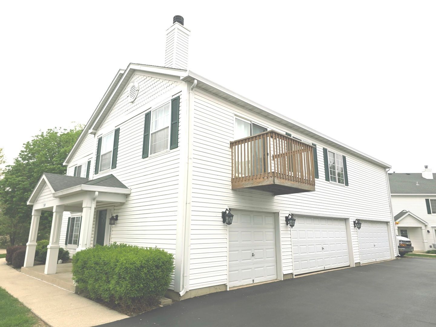 769 Hobart Drive — South Elgin, IL 60177
