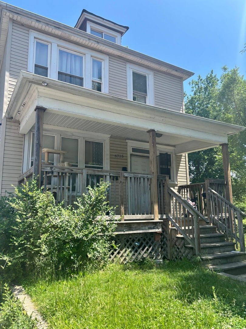 6715 S Bishop Street — Chicago, IL 60636