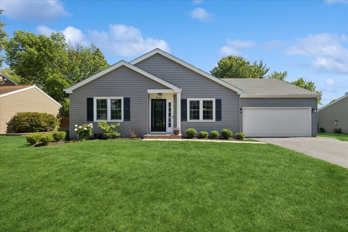 5825 HANCOCK Lane — Gurnee, IL 60031