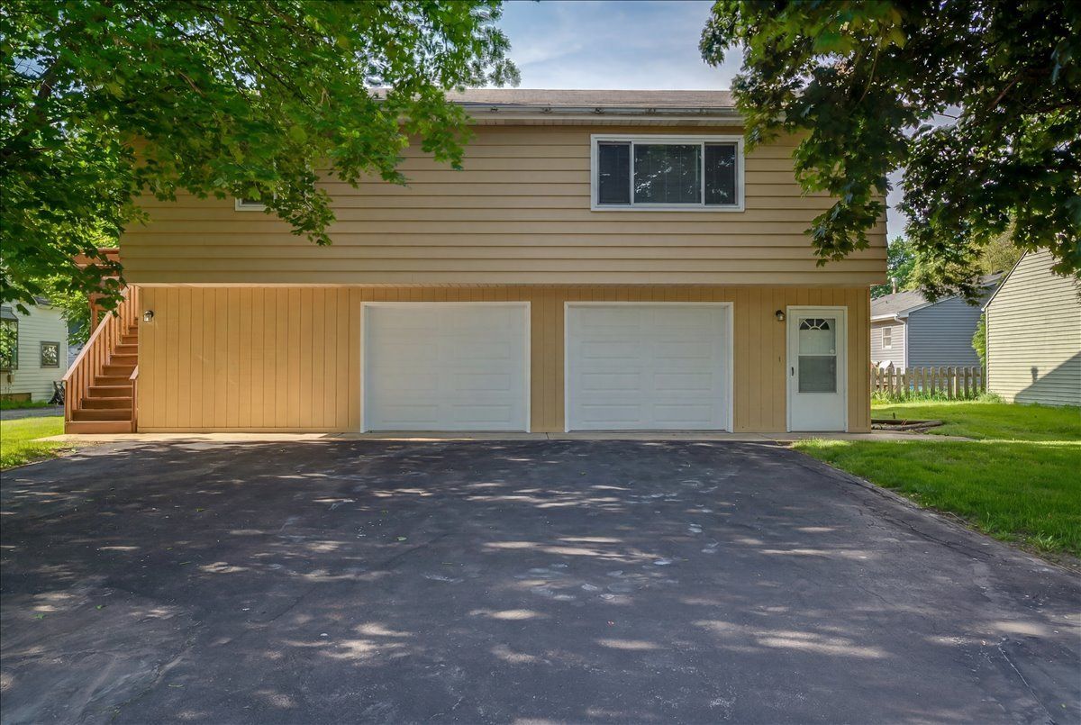 612 Church Street — Batavia, IL 60510