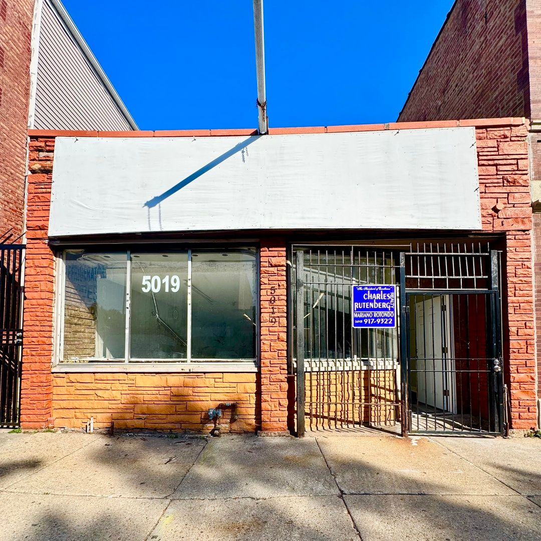 5017 S Ashland Avenue — Chicago, IL 60609