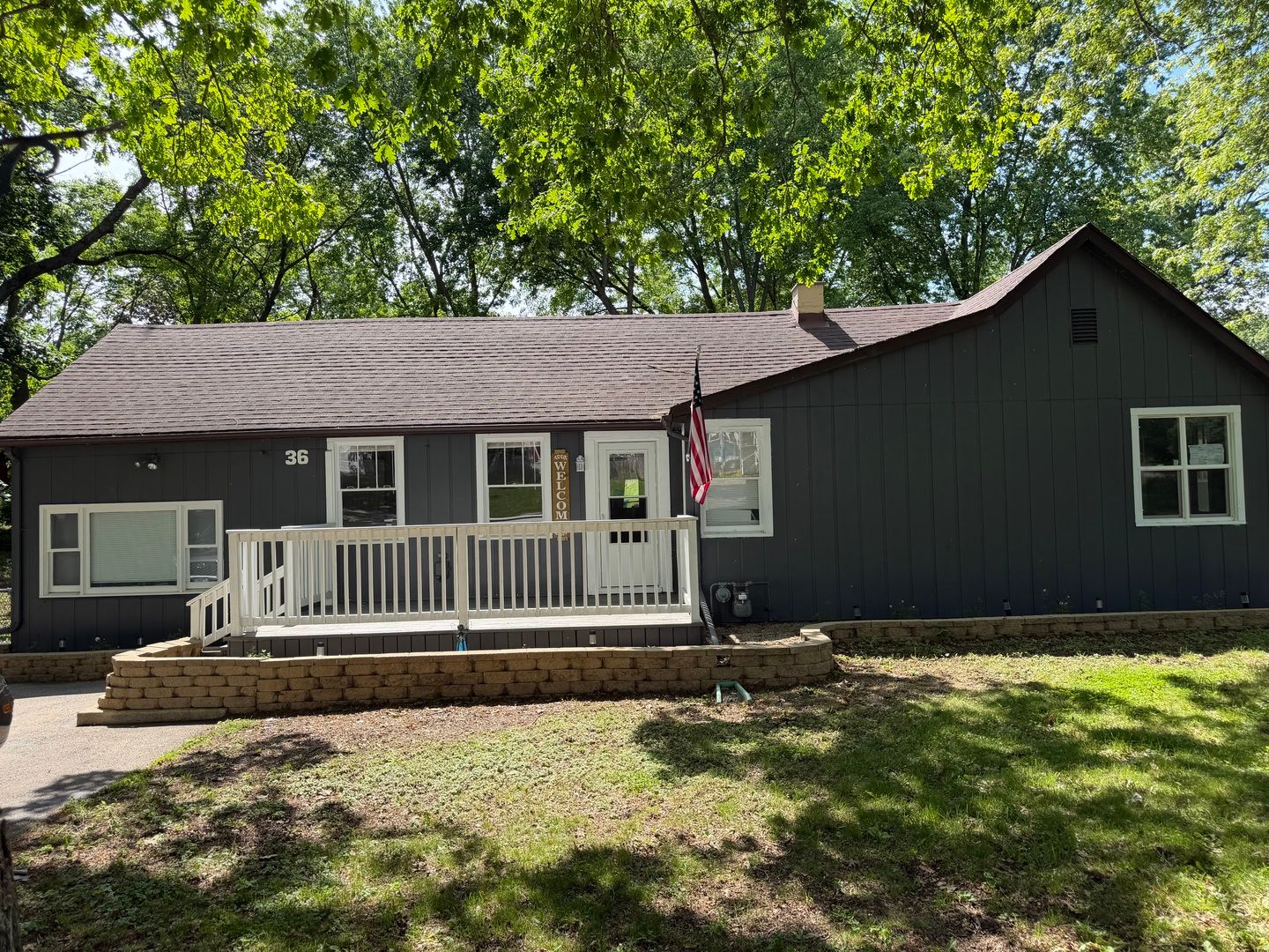 36 Hillcrest Avenue — Fox Lake, IL 60020