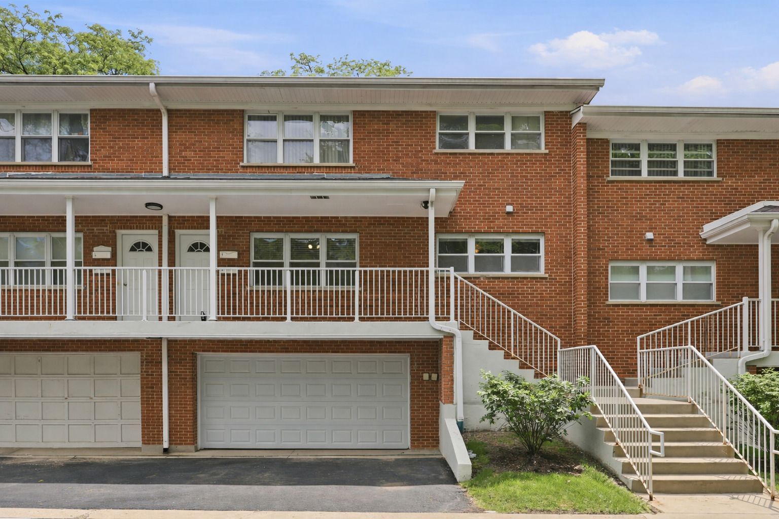 167 E Palatine Road #K — Palatine, IL 60067