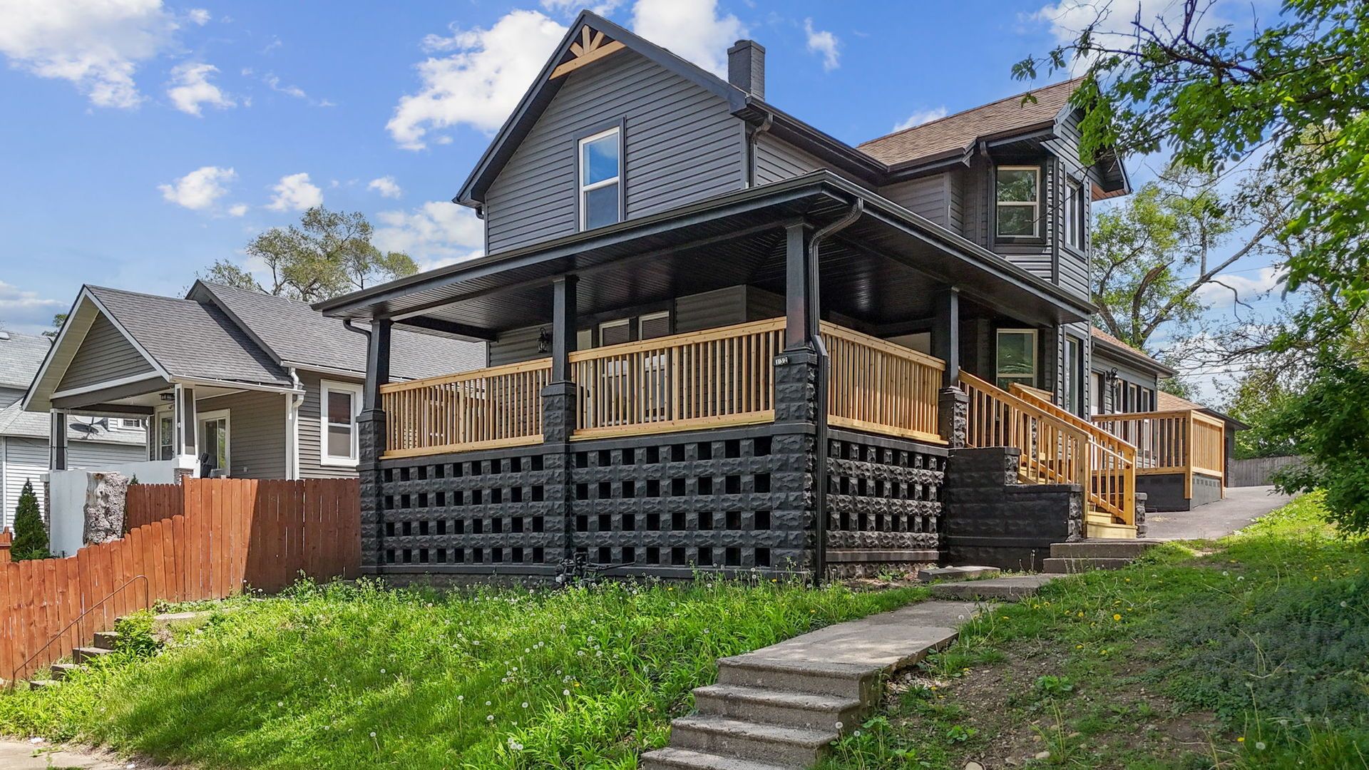 132 Akin Avenue — Joliet, IL 60433