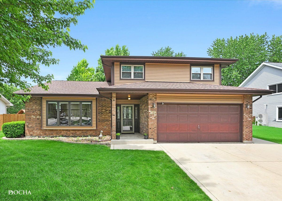 29 Mayfair Lane — Aurora, IL 60504