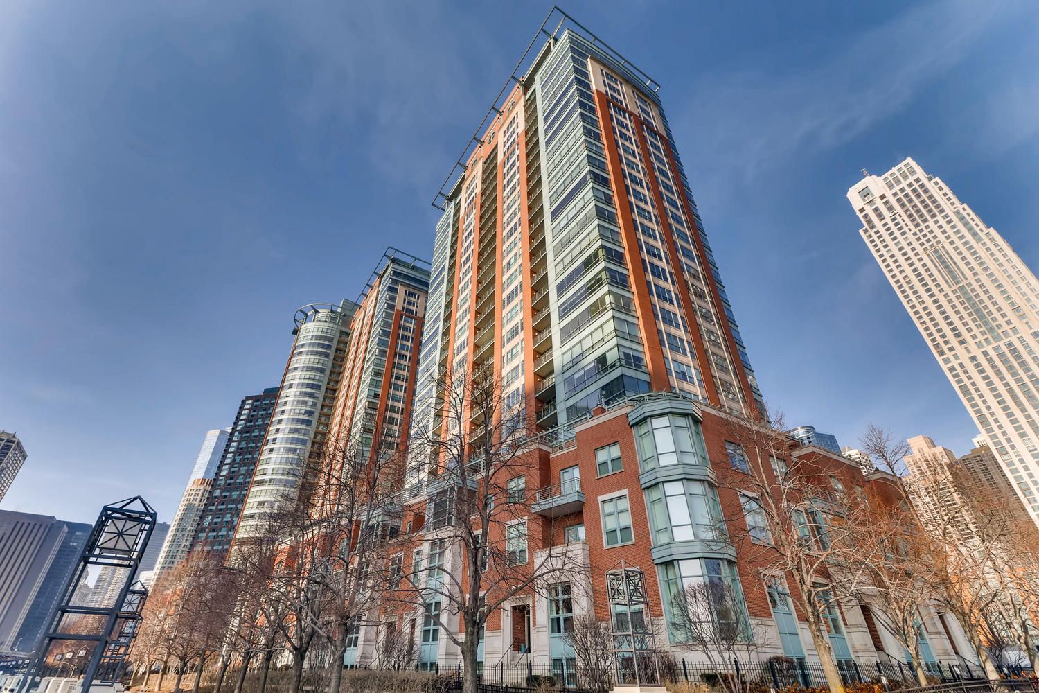 445 E North Water Street #2202 — Chicago, IL 60611