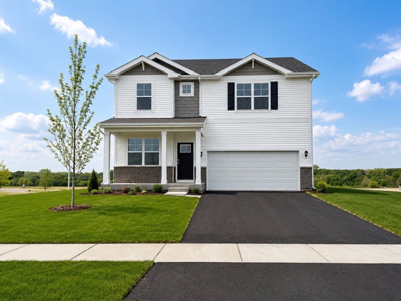 988 SAPPHIRE Lane — Montgomery, IL 60538
