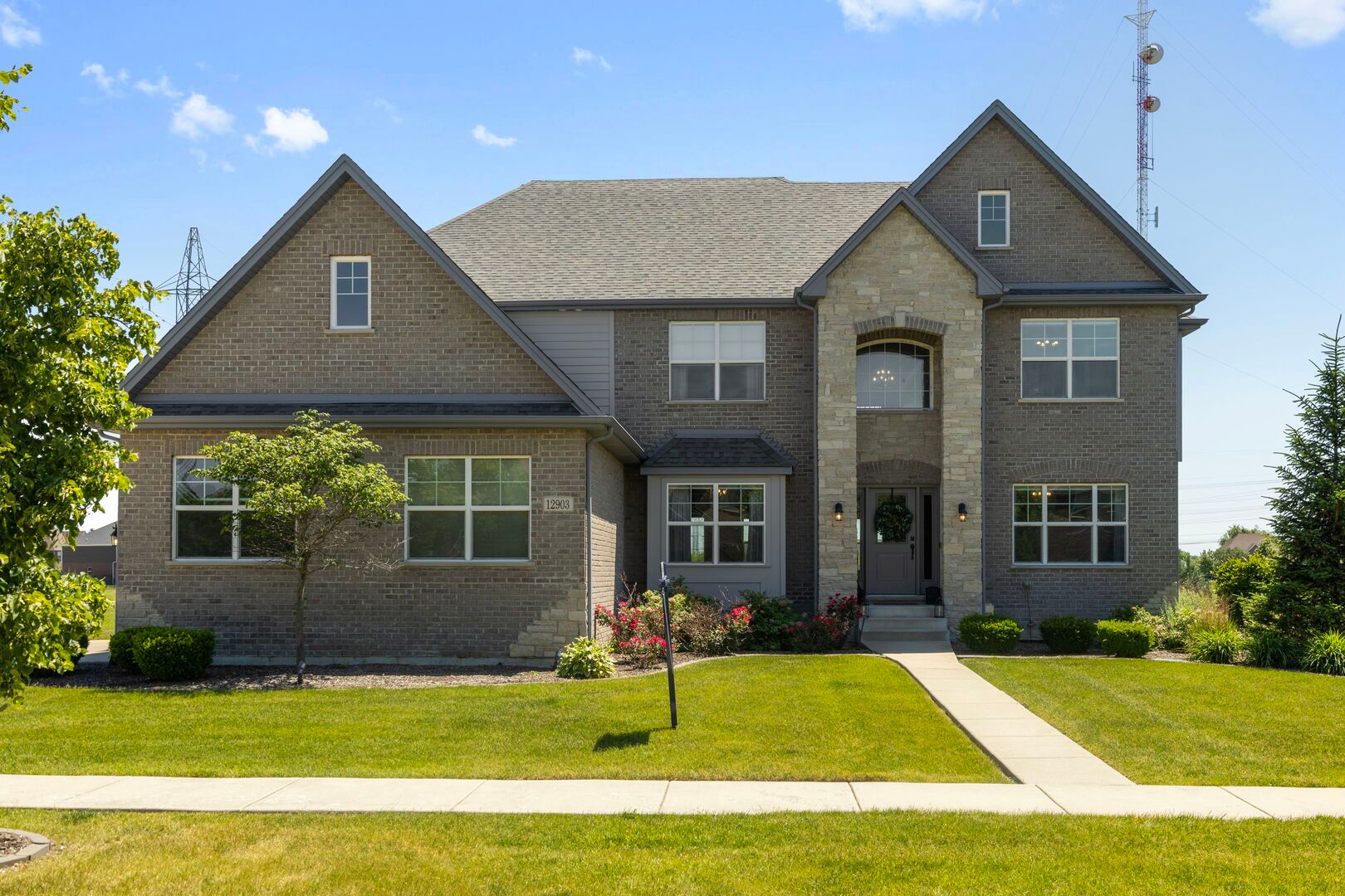 12903 Waterford Drive — Lemont, IL 60439