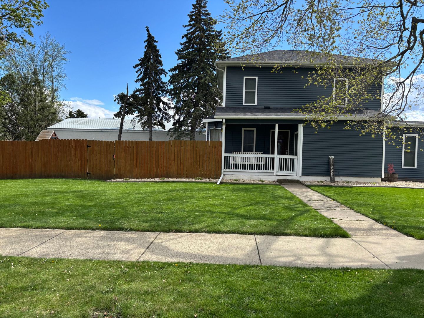 732 W 2ND Street — Byron, IL 61010
