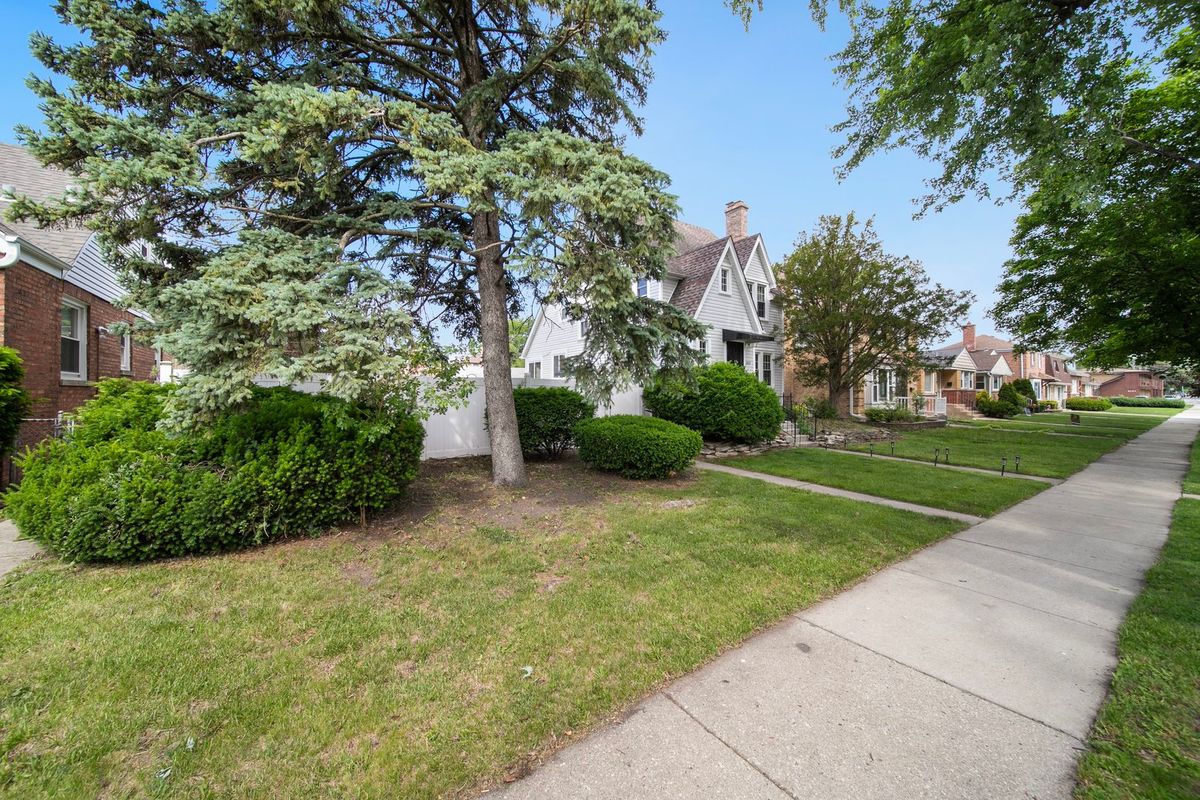 2632 Maple Street, Franklin Park, IL 60131