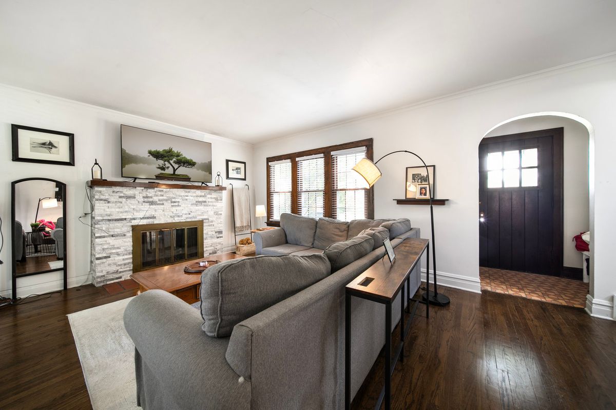 2632 Maple Street, Franklin Park, IL 60131